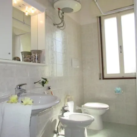 Tranquil Family Getaway-beahost Апартаменты *