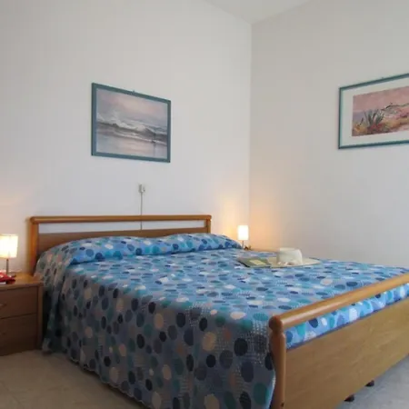 Tranquil Family Getaway-beahost Апартаменты *