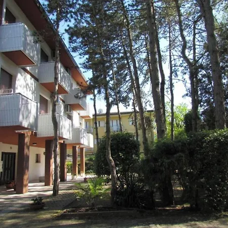 Tranquil Family Getaway-beahost Апартаменты *