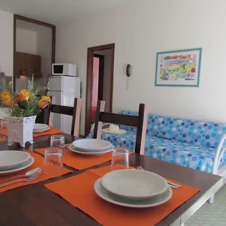 Tranquil Family Getaway-beahost Appartement Bibione